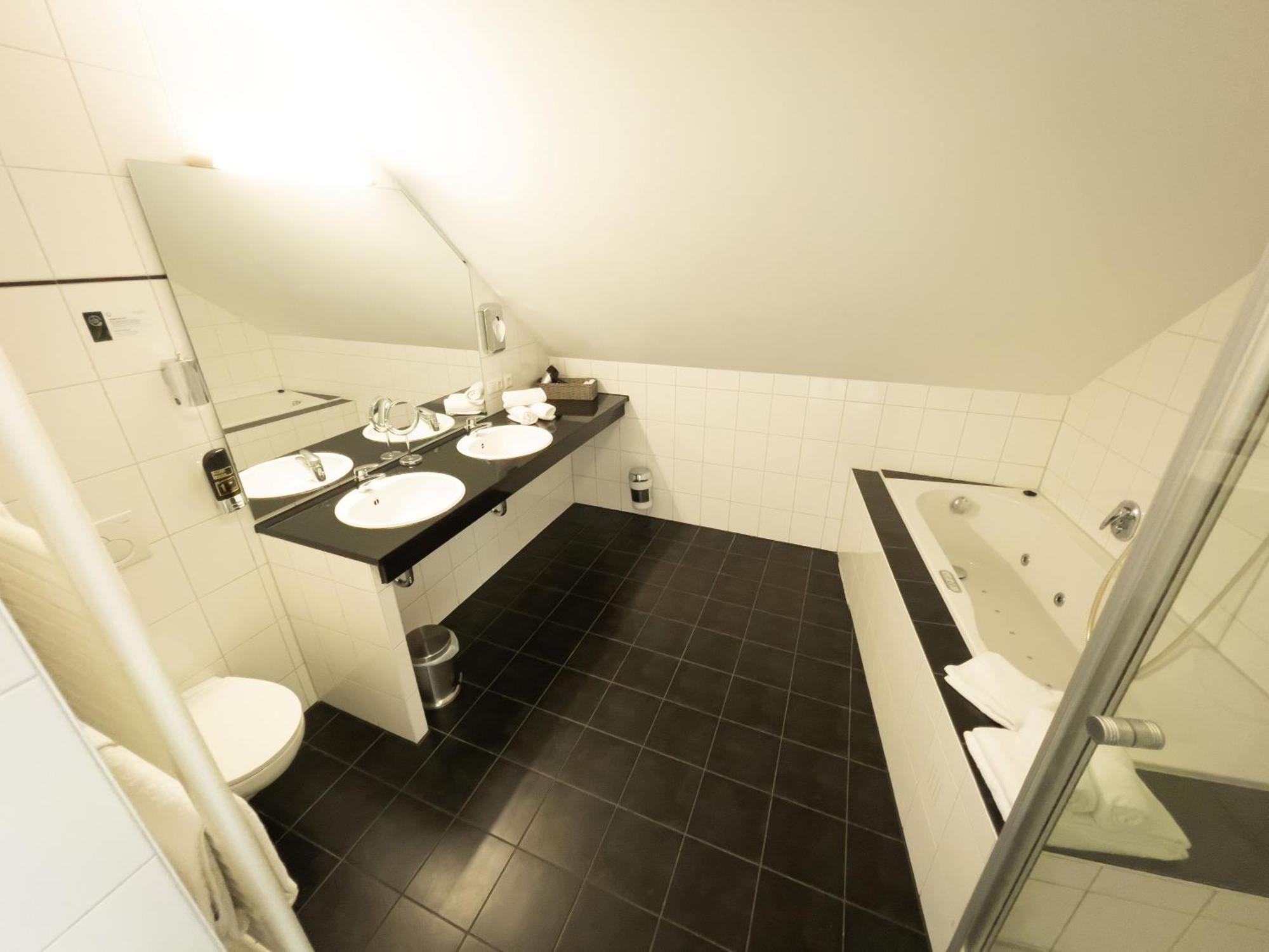 Hotel Rosmarin Bodman-Ludwigshafen Esterno foto